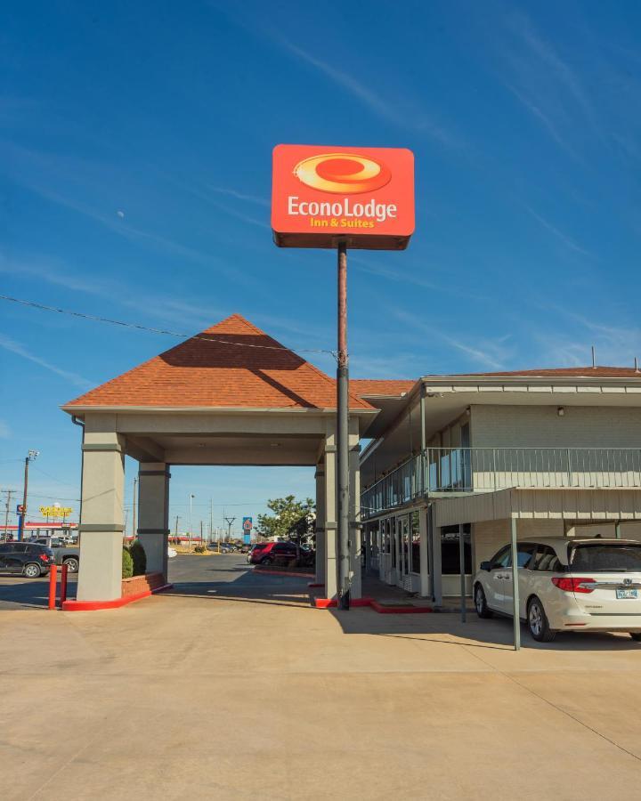 Econo Lodge Inn & Suites Near Bricktown Oklahoma City Exteriör bild