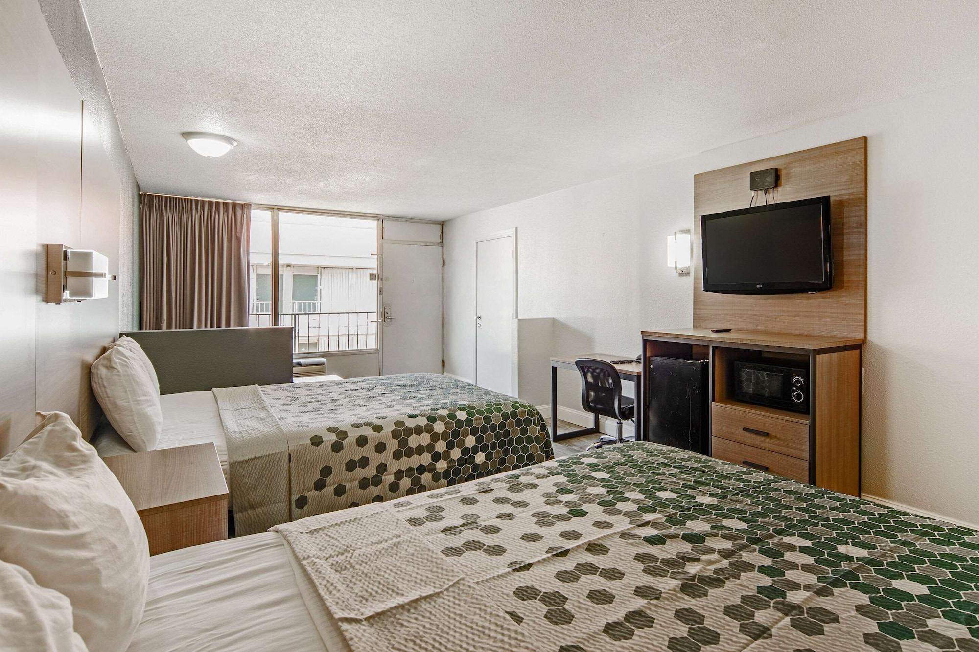 Econo Lodge Inn & Suites Near Bricktown Oklahoma City Exteriör bild