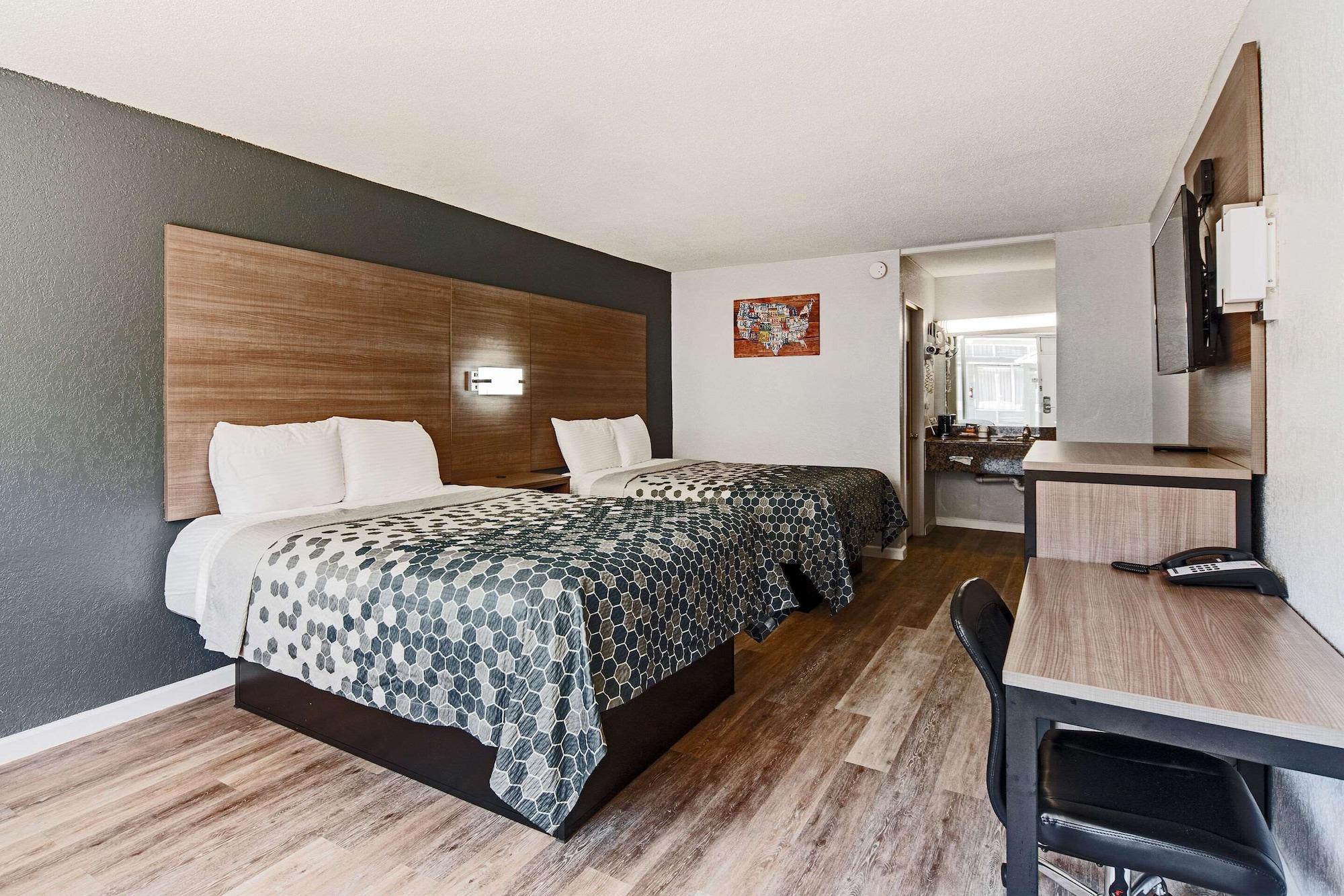 Econo Lodge Inn & Suites Near Bricktown Oklahoma City Exteriör bild