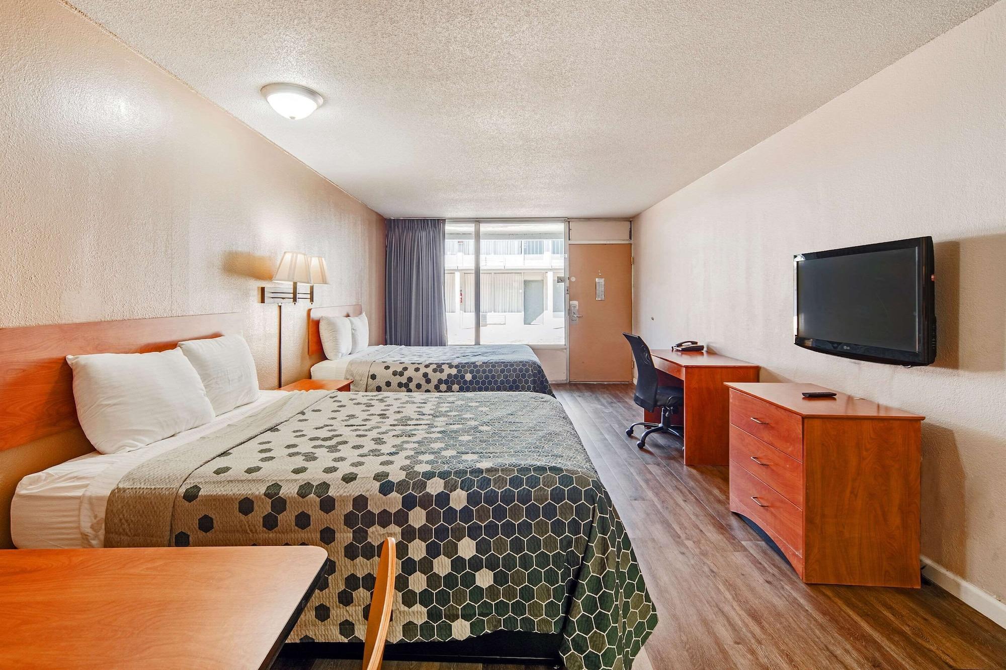Econo Lodge Inn & Suites Near Bricktown Oklahoma City Exteriör bild